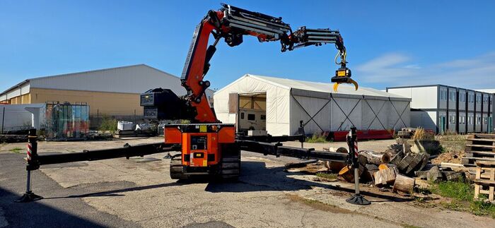 fällgreifer für Minibagger und VOLVO FH 64R Teleskopsattel mit Ladearm fällgreifer für Minibagger und VOLVO FH 64R Teleskopsattel mit Ladearm